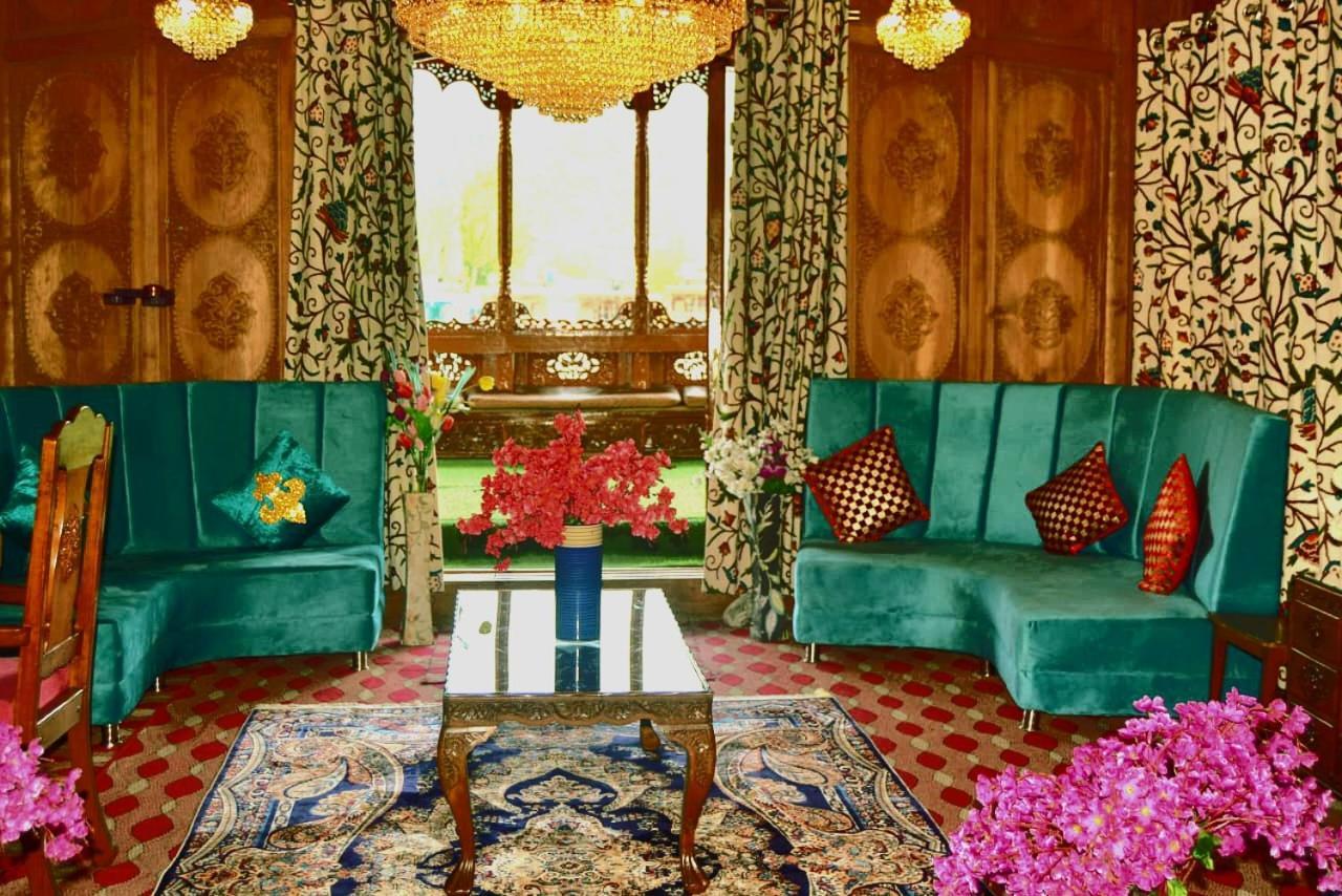 ホテル Heritage Amina Group Of Houseboats Srīnagar エクステリア 写真